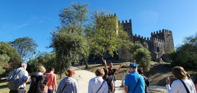Minho: Private Braga and Guimarães Tour - The Role of the Guide and Customer Feedback