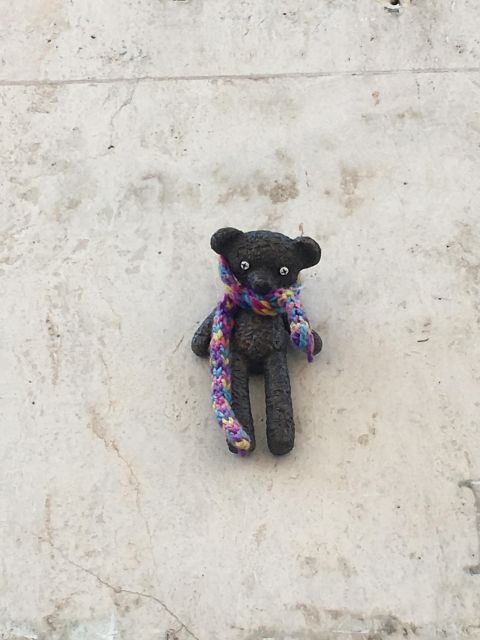 Mini Statue Hunt in Budapest Private Walking Tour - Key Points