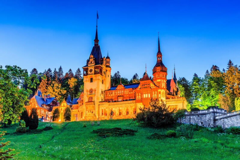 Minivan 8 Places : Dracula Castle, Peles, & Brasov Day Tour - Who Is This Tour Best For?