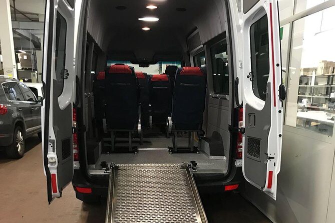 Minivan suitable for transporting disabled people with a wheelchair - FAQs