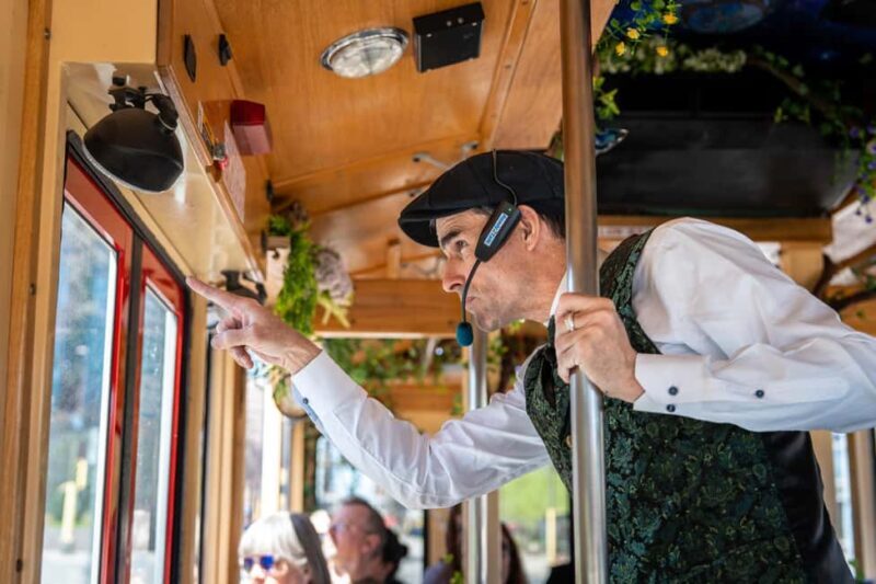 Minneapolis Narrated Sightseeing Scenic Tour - Is This Tour Right for You?