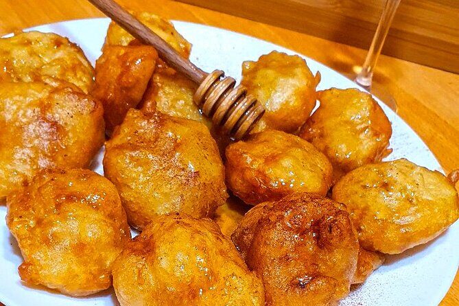 Miss Anna Santorini Cooking Class - Group Size and Duration: Making It Personal