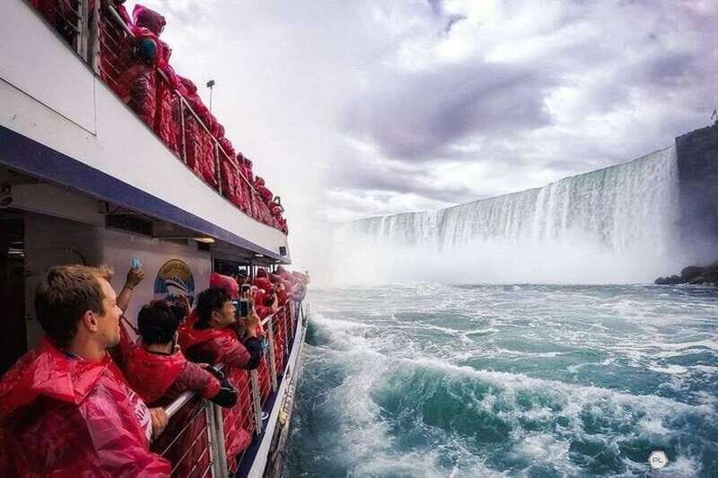 Mississauga: Niagara Falls Day Tours with Boat and Lunch - What to Expect from the Tour