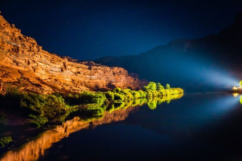 Moab: Colorado River Dinner Cruise with Music and Light Show - Practical Tips