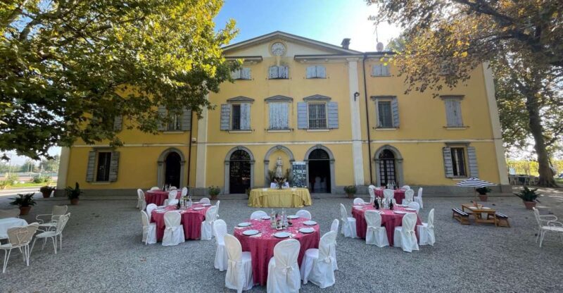 Modena: Balsamic Vinegar Cellar Tour, Tasting & Food Pairing - Key Points