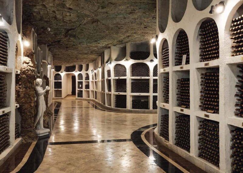 Moldova: Old Orhei, Curchi Monastery & Optional Cricova - Key Points