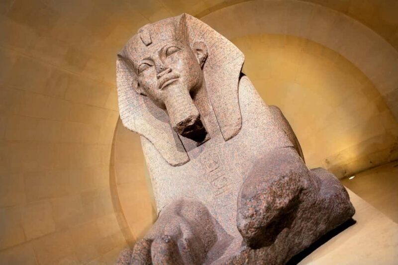 Mona Lisa & Treasures: 6-people Max Louvre Experience - Discovering the Louvre with a Personal Touch