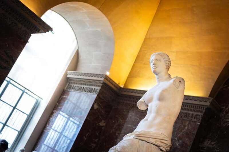 Mona Lisa & Treasures: 6-people Max Louvre Experience - What to Expect on the Day