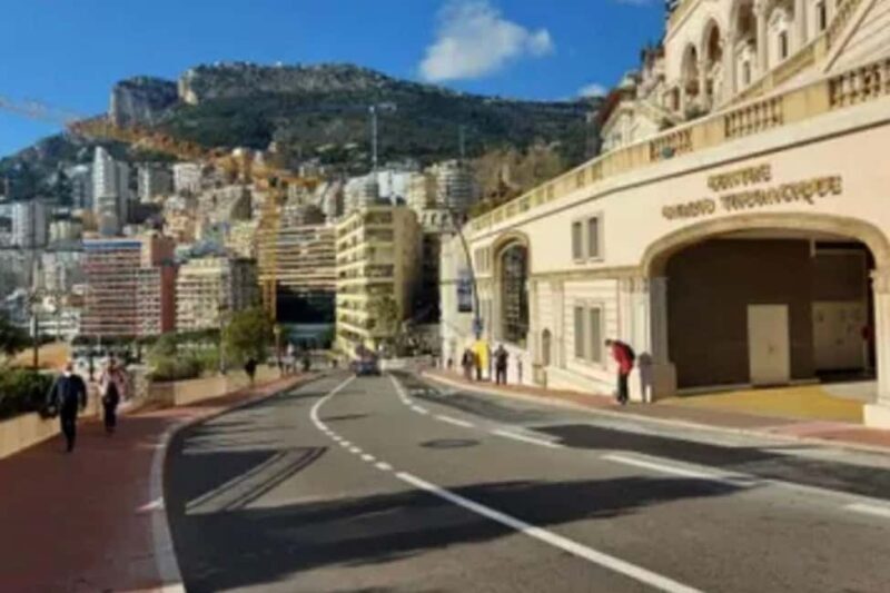Monaco: from Milan, Private Guided Tour. - How the Experience Feels