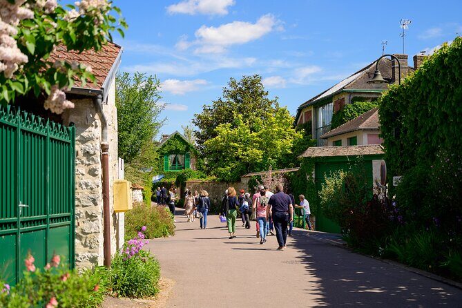Monet's House and Garden & Giverny Village - Key Points