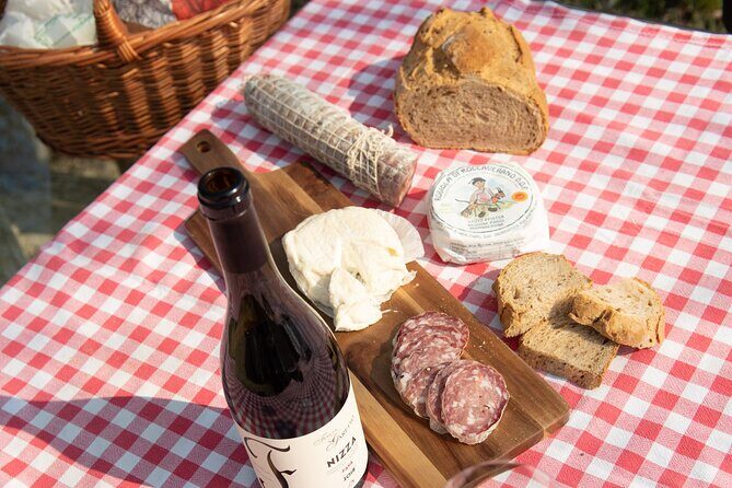 Monferrato (Asti): Wine Tour with light lunch picnic in the vineyards - FAQ