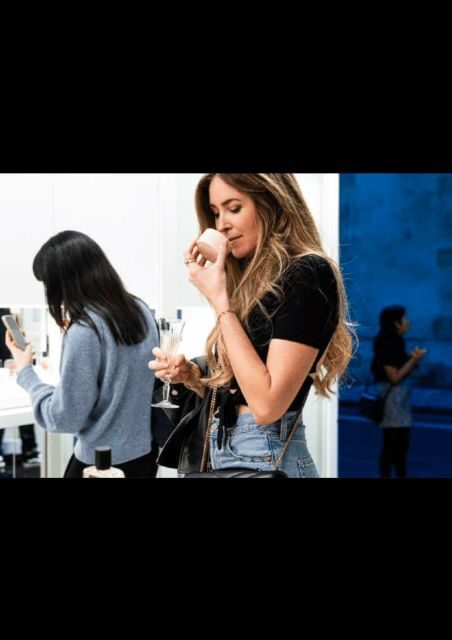 Monmarte Walking tour & French Perfumery Experience - Key Points