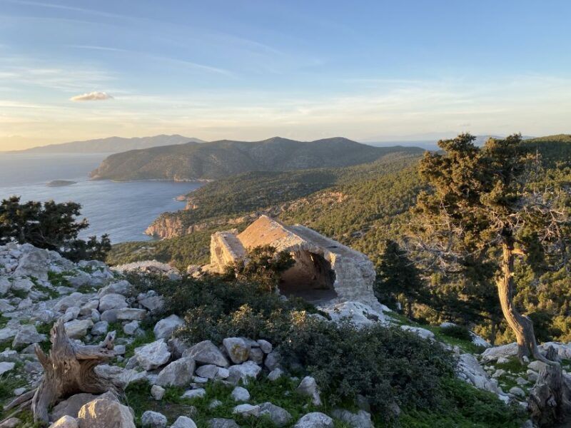 Monolithos: Small Group Hike and Sunset at Monolithos Castle - Practical Considerations and What to Bring