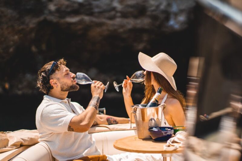 Monopoli: Private Sightseeing Speedboat Tour with Champagne - Key Points