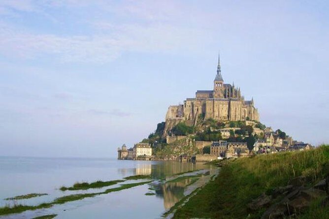 Mont Saint-Michel Day Trip from Bayeux (Shared tour) - Key Points