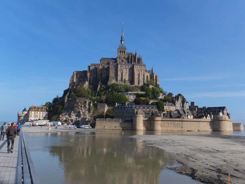 Mont Saint Michel : Day Trip from Caen or Bayeux - Key Points