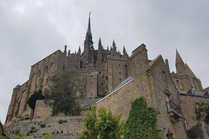 Mont Saint Michel: Explore History and Scenic Views - Exploring Mont Saint Michel: A Guided Tour of History and Scenic Views
