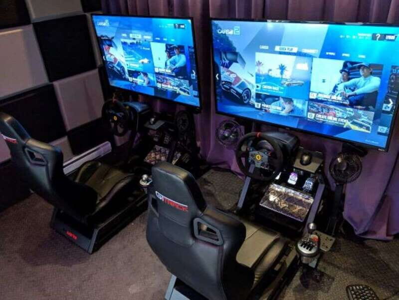 Mont Tremblant: Virtual Reality Car racing : 30 mins - Key Points: