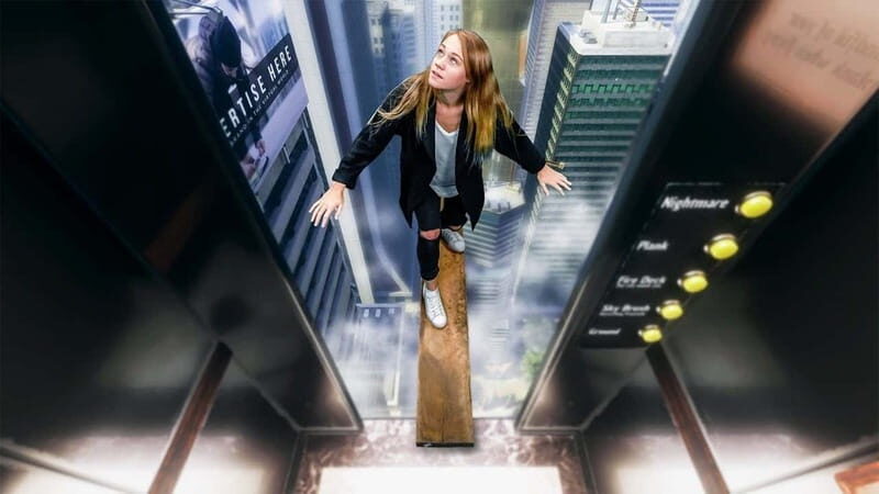 Mont Tremblant: Virtual Reality Gaming Session - What Are the Downsides?