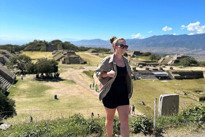 Monte Albán, Hierve el Agua, Mezcal distillery & Teotitlán rugs - Key Points