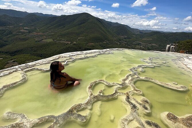 Monte Albán, Hierve el Agua, Mezcal distillery & Teotitlán rugs - Who Would Love This Tour?