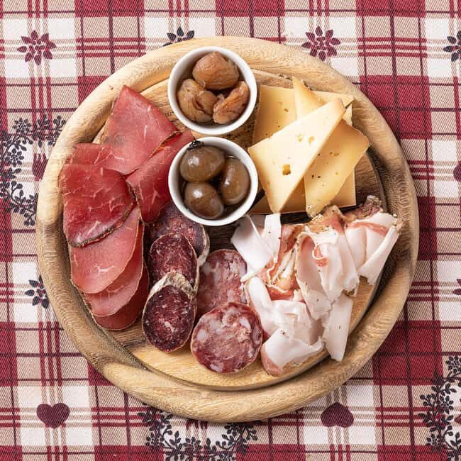 Monte Rosa: Dinner at high altitude with cable car transport - FAQs