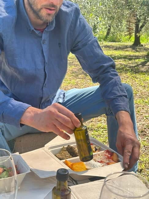 Montecatini Alto: Gourmet picnic among olive trees with EVO oil pairing - FAQs