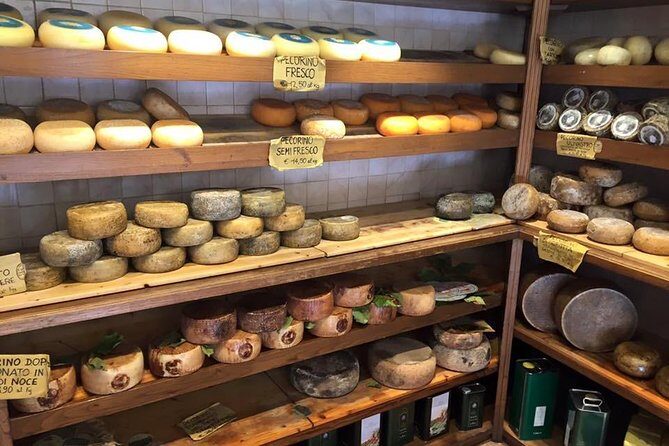 Montecatini Private Day Trip To Chianti & San Gimignano - What the Experience Offers in Practical Terms