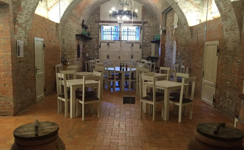 Montepulciano: Wine Tasting & Lunch in a Typical Winery - Exploring the Montepulciano Wine & Lunch Experience: A Genuine Look