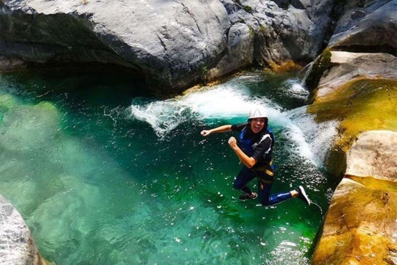 Monterrey: Canyoning + Hiking + Water Jumps + Rappel + Caves - Key Points