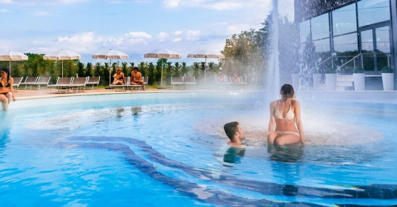 Monticello SPA & FIT: Gold Pass - The Pools and Water Features