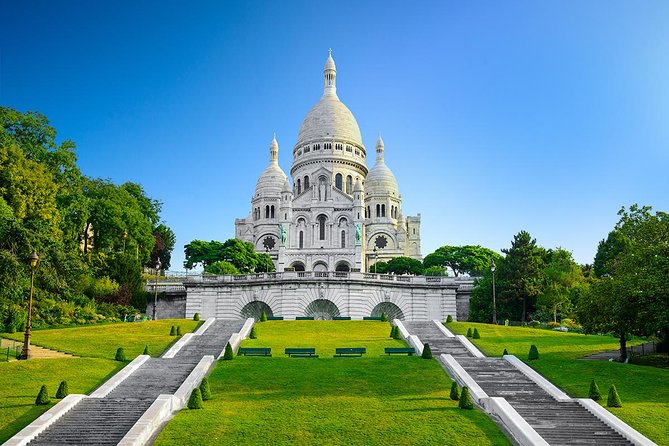 Montmartre District Walking Tour in Paris - Understanding the Route: A Carefully Planned Journey