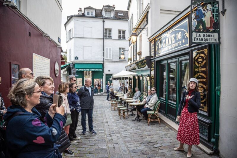 Montmartre en chansons: tour with a professional singer - FAQs about Montmartre en chansons