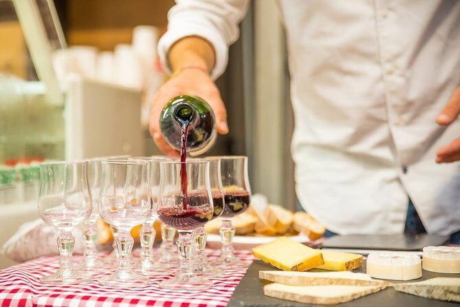 Montmartre French Bistrot Style Food & Wine Tasting Tour - What to Expect from the Tour