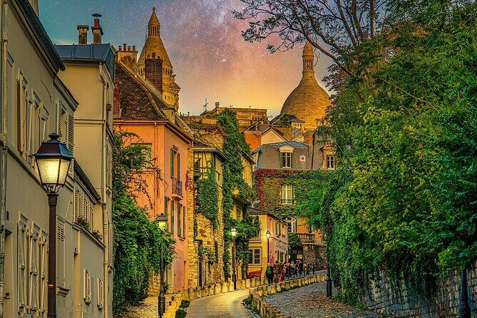 Montmartre guided walking tour with local guide in small group - The Experience From Reviews
