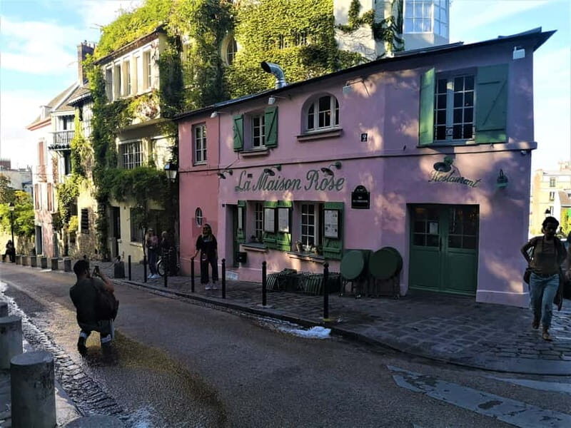 Montmartre : private family tour - Who Should Consider This Tour?