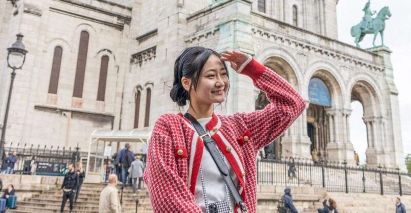 Montmartre Sacre Coeur area photoshoot by Paris photographer - Practical Tips for Your Photoshoot