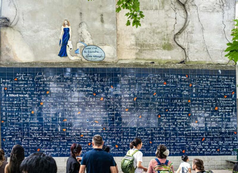 Montmartre Walking Tour: Art, History & Bohemian Life - A Closer Look at the Montmartre Walking Tour