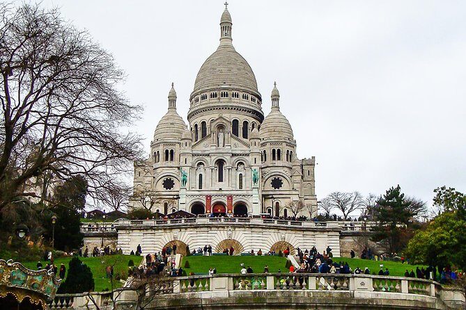 Montmartre Walking Tour with a Private Local Guide - Frequently Asked Questions