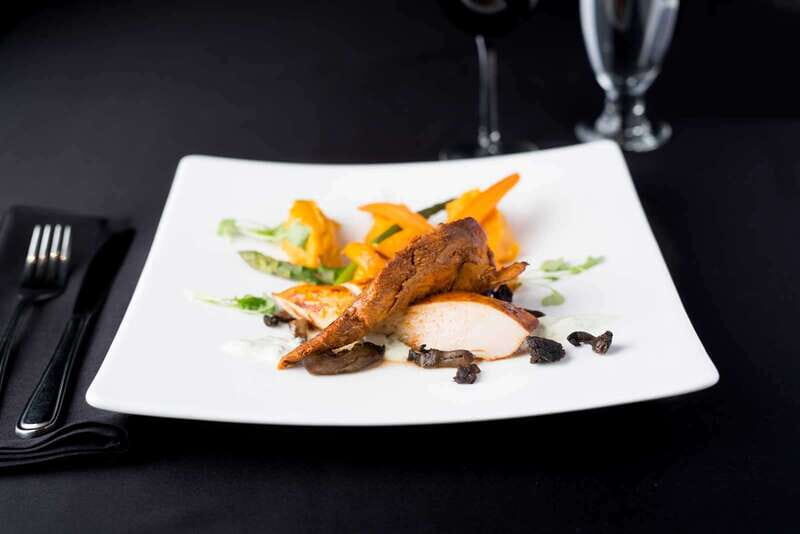 Montréal: 3 or 5-Course Dinner Cruise with DJ & Dancing - Practical Tips and Considerations