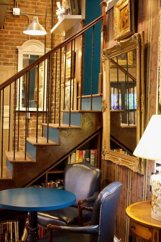 Montreal: Art Center and Museum Audio Guided Tour - Key Points