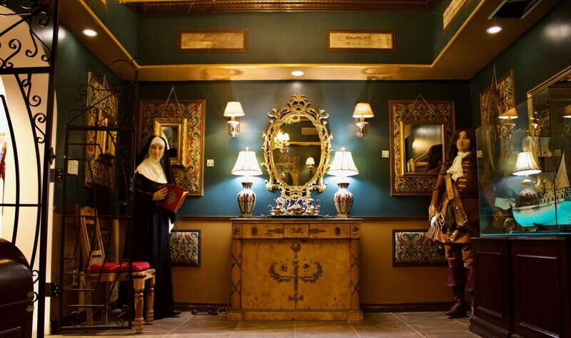 Montreal: Art Center and Museum Audio Guided Tour - Exploring Montreal’s Art Scene through the Montreal Art Center and Museum