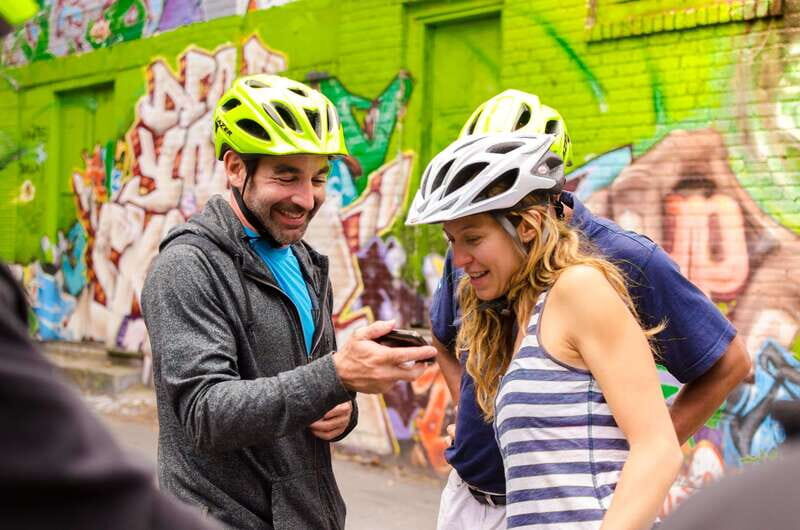 Montreal: Guided Bike Tour of City, Old Port & Plateau - Food & Drinks