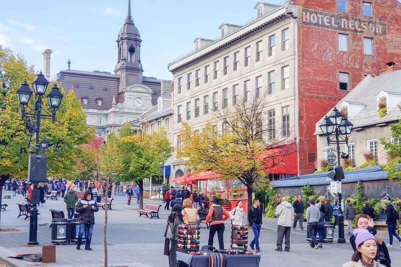 Montreal: Guided Bus Tour - Old Montreal and Place Jacques Cartier: the postcard center