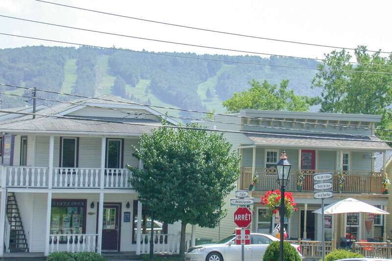 Montreal: Laurentian Mountains Day Trip - An In-Depth Look at the Laurentian Mountains Day Trip