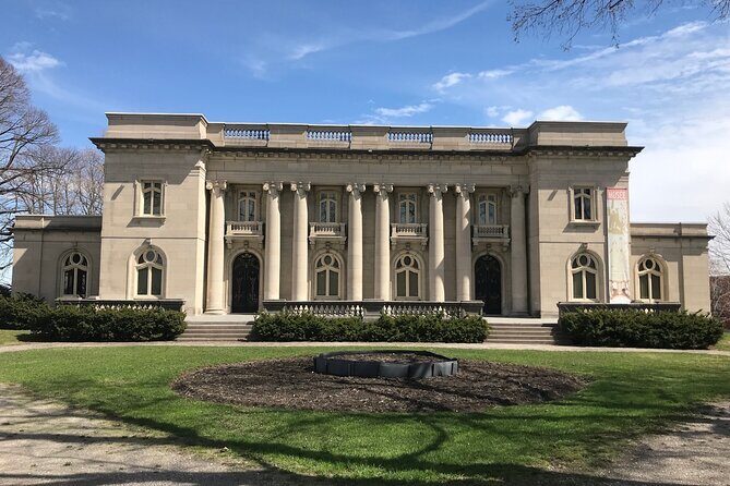 Montreal Olympic Park Self-Guided Walking Tour and Scavenger Hunt - Who Would Love This Tour?