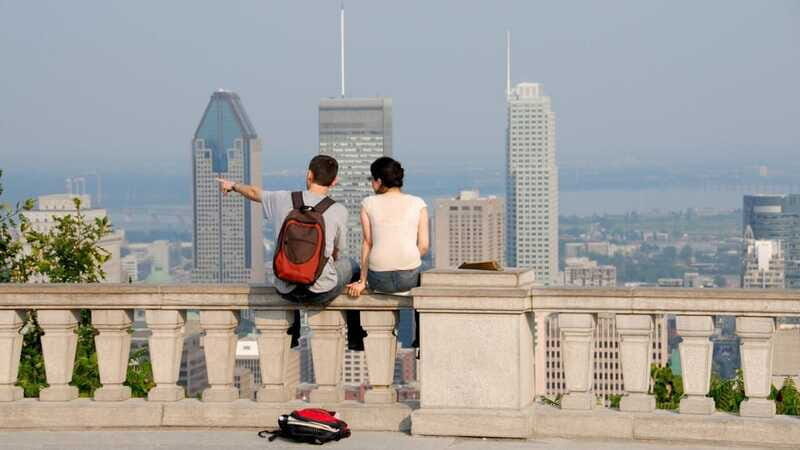 Montreal: Private Highlights & Hidden Gems Tour with a Local - Food and Market Experiences