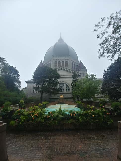 Montreal: Private Walking Tour with a Local - Key Points