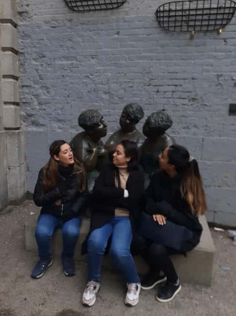 Montreal: Private Walking Tour with a Local - Who Is This Tour Best For?