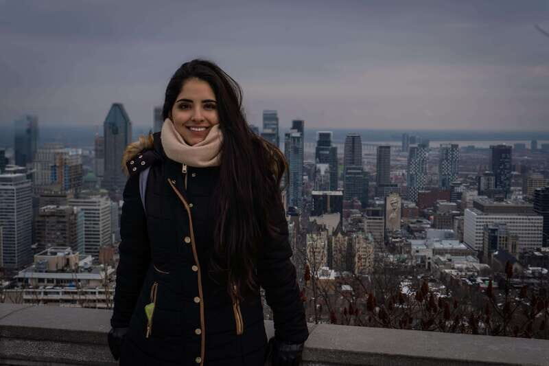 Montreal: Professional Photo Session with Delivery - Key Points